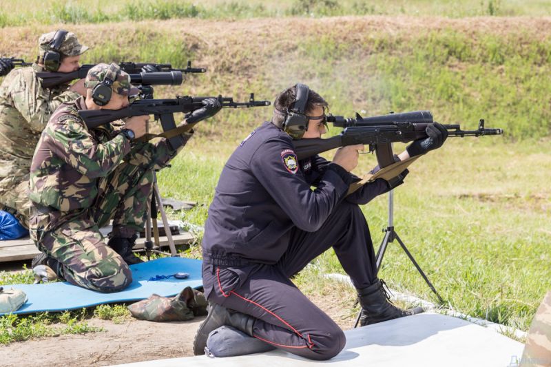 Соревнования по стрельбе из боевого ручного стрелкового оружия, посвященные памяти М.Т. Калашникова 2016